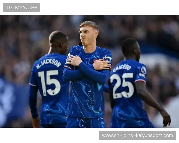 切尔西帕尔默外线启动速度极快助攻杰克逊得分——速度与精准勾勒进攻新章